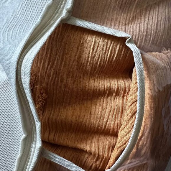 Threshold Twin XL gold comforter with 1 sham - NEW - Picture 3 of 6